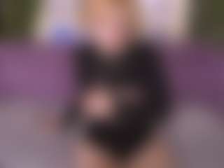 AnnaCandyy's Live Sex Cam Show