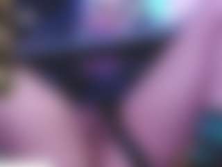 Live cam show with bunny-0 - Nipple Piercings on Uber Horny