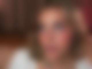 Live cam show with OlimpiaMiano - Brown Hair on CamwithHer