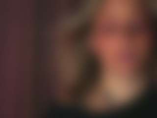 Live cam show with OlimpiaMiano - Teen (18+) on CamwithHer