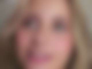 Live cam show with OlimpiaMiano - Flashing on Fling VIP Chat
