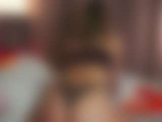 Live cam show with OlimpiaMiano - Fingering on crypto-cams