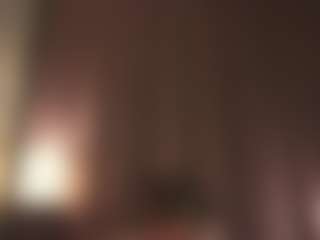 Live cam show with OlimpiaMiano - Flashing on Sweet Sext
