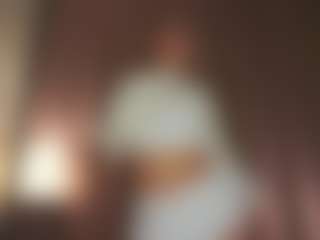 Live cam show with OlimpiaMiano - Flashing on livesexfox.com