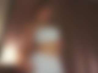 Live cam show with OlimpiaMiano - Flashing on milfzrlive.com