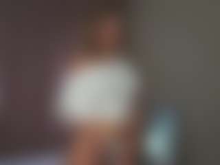 Live cam show with OlimpiaMiano - Brown Hair on xheatlive.com