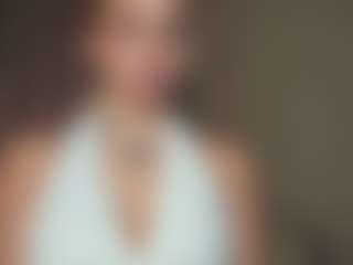 OlimpiaMiano's Live Sex Cam Show