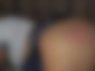 Live cam show with OlimpiaMiano - Teen (18+) on CamClone