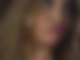 Live cam show with OlimpiaMiano - Normal on Milfs Live