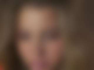 Live cam show with OlimpiaMiano - Tease Brown Hair on UwU Esports