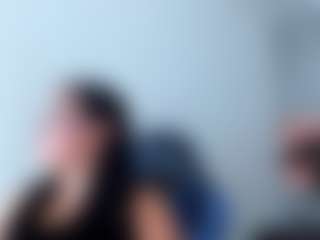 Live cam show with susan-moore29 - Public on Stripli.com