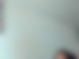 Live cam show with susan-moore29 - Public Curvy on Camming Site