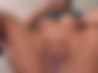 Live cam show with susan-moore29 - Petite on Camsoda