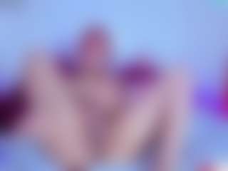 Live cam show with LunaBlakee - Facial on Cam Slut