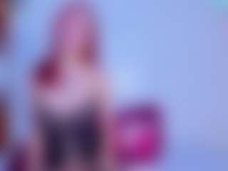 Live cam show with LunaBlakee - Red Hair on Camsoda