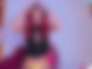 Live cam show with LunaBlakee - Handjob on SquirtSoMuch