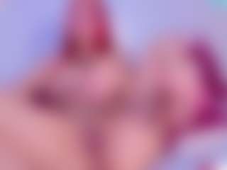 Live cam show with LunaBlakee - Red Hair on sexylive.show