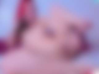 Live cam show with LunaBlakee - Red Hair HD on livesexfox.com