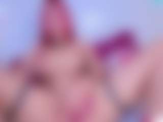 Live cam show with LunaBlakee - Red Hair Teen (18+) on Camsoda