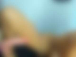 Live cam show with Alisha-Ebonyy - Curly Hair on PervPlay.com