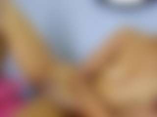Live cam show with Alisha-Ebonyy - Curly Hair on Cam Slut