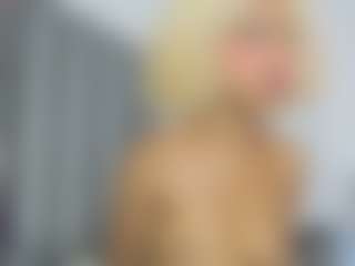 Live cam show with Alisha-Ebonyy - Young Adult on fapnchat