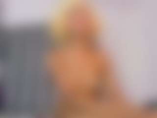 Alisha-Ebonyy's Live Sex Cam Show