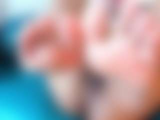 Alisha-Ebonyy's Live Sex Cam Show