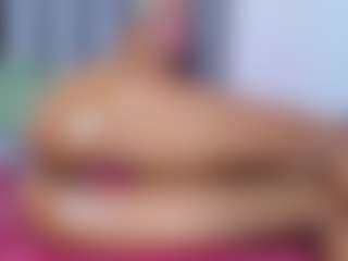 Alisha-Ebonyy's Live Sex Cam Show