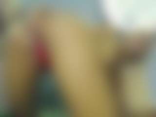 Live cam show with Alisha-Ebonyy - Brown Hair on WildCum