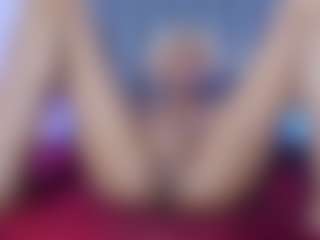 Alisha-Ebonyy's Live Sex Cam Show