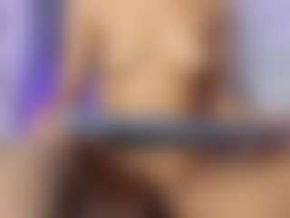 Alisha-Ebonyy's Live Sex Cam Show