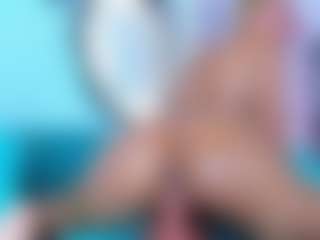 Alisha-Ebonyy's Live Sex Cam Show