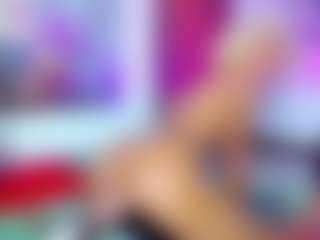 Live cam show with Alisha-Ebonyy - Brown Hair Teen (18+) on Camsoda