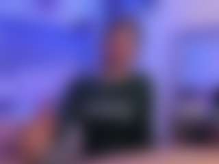 Cloe and Billyy's Live Sex Cam Show