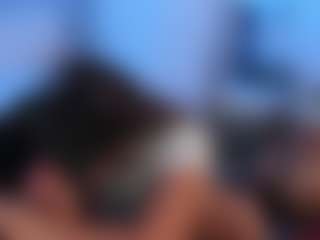 Cloe and Billyy's Live Sex Cam Show