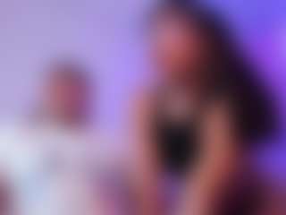 Cloe and Billyy's Live Sex Cam Show