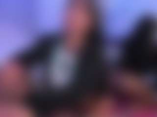 Cloe and Billyy's Live Sex Cam Show