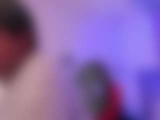 Live cam show with Cloe and Billy - Brown Eyes on dropp.cam