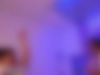 Live cam show with Cloe and Billy - Strip on milfzrlive.com