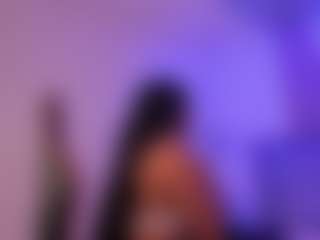 Live cam show with Cloe and Billy - Double Penetration on TastyBlacksLive