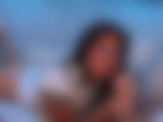 Live cam show with Cloe and Billy - Tease on Camsoda