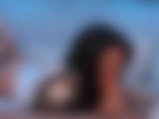Live cam show with Cloe and Billy - Natural on Mixed Magazine Live