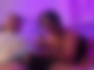 Cloe and Billyy's Live Sex Cam Show