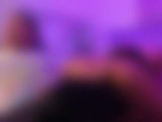 Cloe and Billyy's Live Sex Cam Show