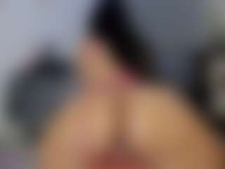 Live cam show with Crystal-beennz - Dildo Or Vibrator on live18s.com