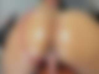 Live cam show with Crystal-beennz - BBW on crypto-cams