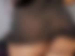 Crystal-beennz's Live Sex Cam Show