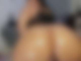 Live cam show with Crystal-beennz - Ride Torso on liverealitysex.com
