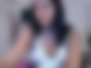 Live cam show with hilari - Bedroom on Streamer API